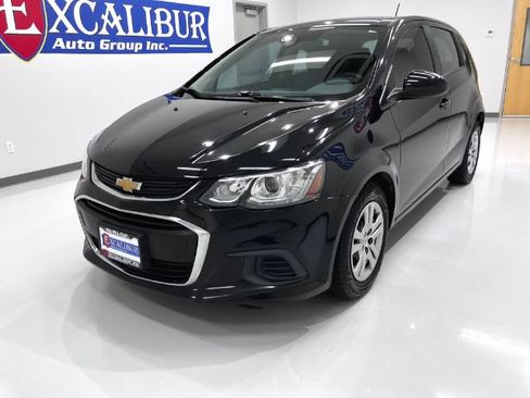 Used 2020 Chevrolet Sonic LT image 4