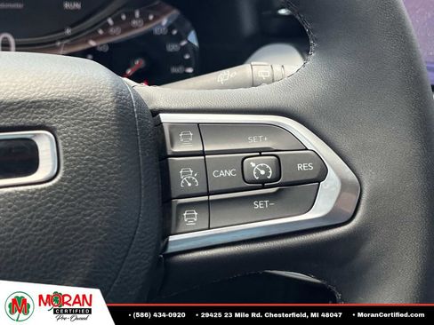 Used 2023 Jeep Compass Limited AWD/4WD image 23