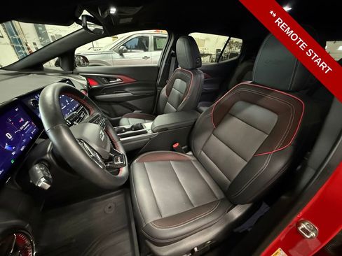 Used 2024 Chevrolet Equinox EV RS w/ LPO, Trailering Package FWD image 15