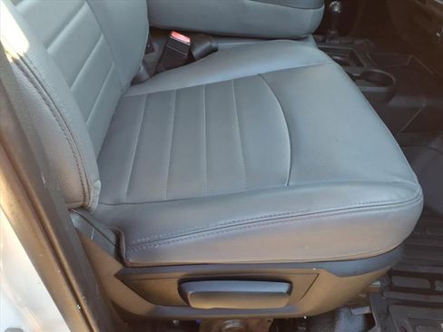 Used 2018 RAM 2500 Tradesman image 17