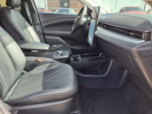 Used 2023 Ford Mustang Mach-E Select RWD image 15