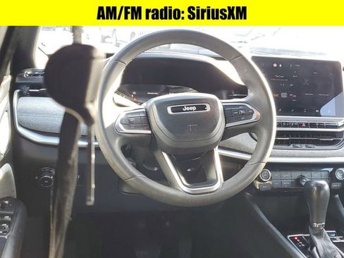 Certified 2023 Jeep Compass Latitude image 10