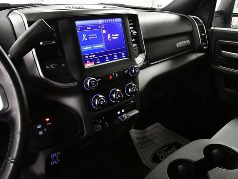 Used 2024 RAM 2500 Big Horn image 24