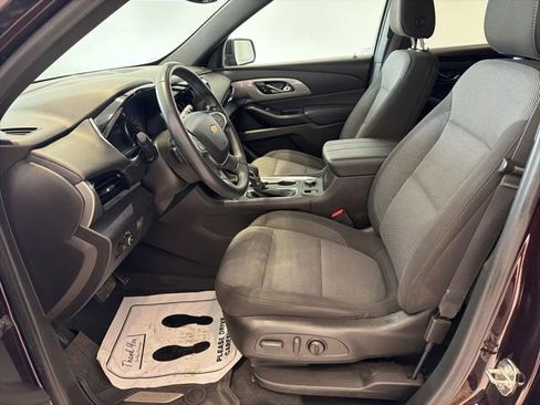 Certified 2023 Chevrolet Traverse LT w/ LPO, Floor Liner Package AWD/4WD image 17