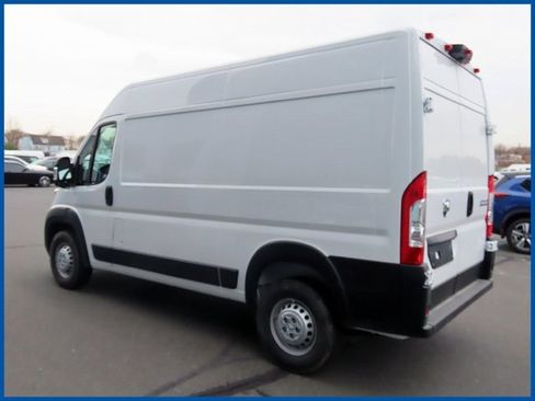 New 2026 RAM ProMaster 2500 w/ Convenience Group image 5