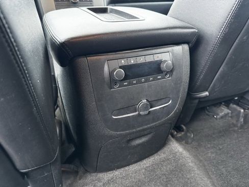 Used 2013 GMC Yukon XL SLT image 7