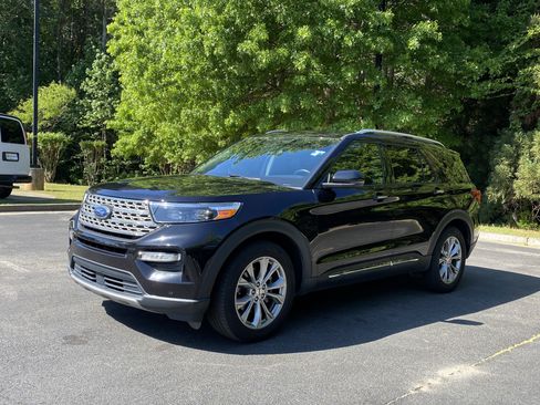 Used 2021 Ford Explorer Limited w/ Equipment Group 301A RWD image 5