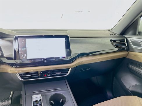 New 2026 Volkswagen Atlas Cross Sport SE image 20