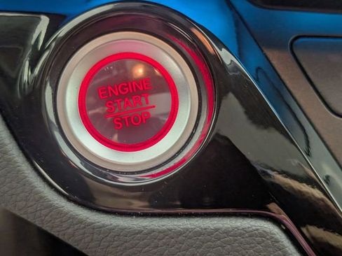 Used 2023 Honda Odyssey Touring image 23