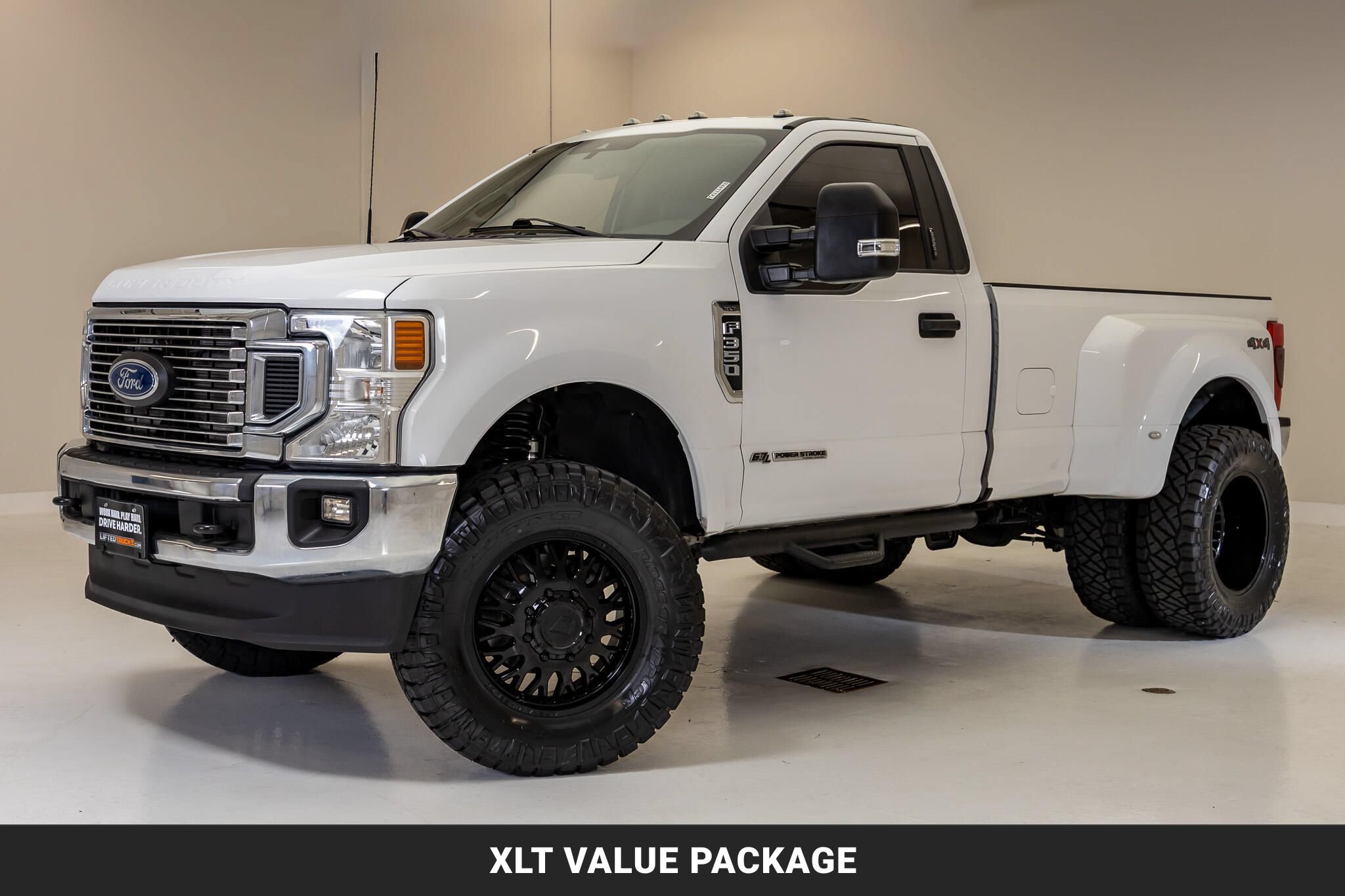 Used 2022 Ford F350 XLT w/ XLT Value Package AWD/4WD image 5