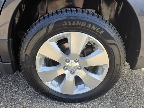 Used 2012 Subaru Outback 3.6R Premium AWD/4WD image 41