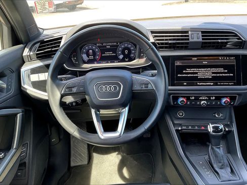 Used 2023 Audi Q3 2.0T Premium Plus w/ Premium Plus Package AWD/4WD image 6