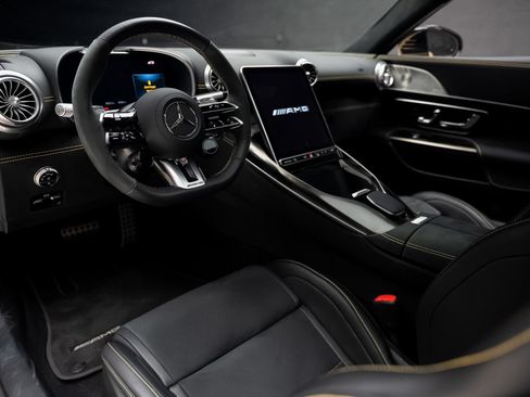 Used 2025 Mercedes-Benz AMG GT 55 image 2