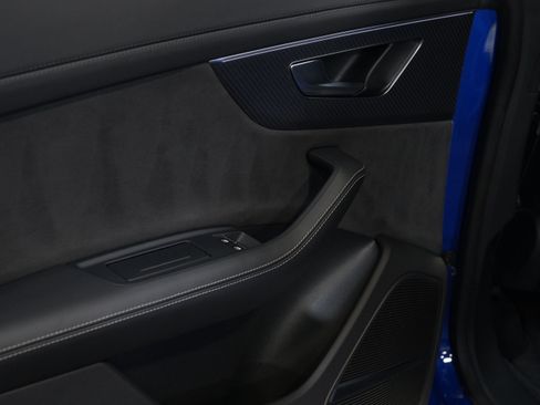 Used 2023 Audi RS Q8 w/ Black Optic Package image 29