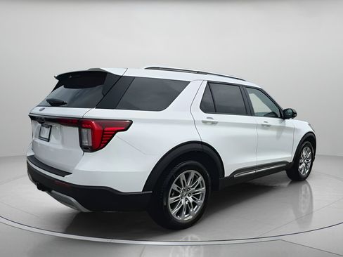 New 2025 Ford Explorer Platinum image 31