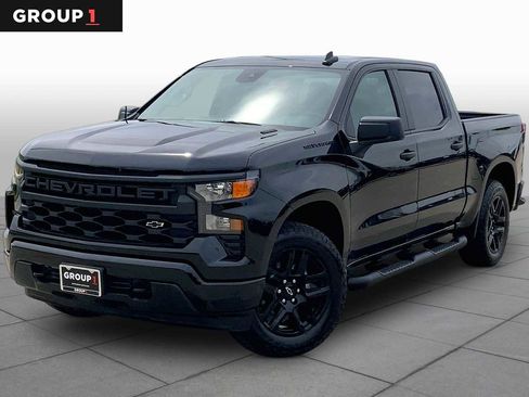 Used 2026 Chevrolet Silverado 1500 Custom w/ Turbomax Blackout Package RWD image 1