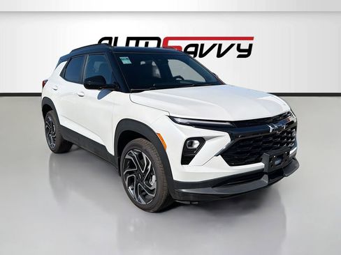 Used 2025 Chevrolet TrailBlazer RS w/ Convenience Package AWD/4WD image 1