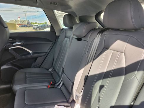 New 2025 Audi Q5 Premium Plus image 21
