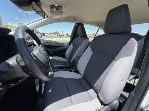 Certified 2025 Toyota Corolla LE FWD image 14