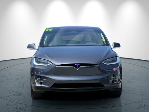 Used 2018 Tesla Model X 75D AWD/4WD image 9