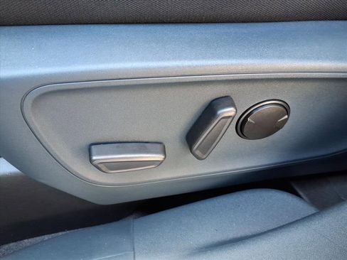 New 2025 Ford Maverick XLT w/ XLT Luxury Package image 16