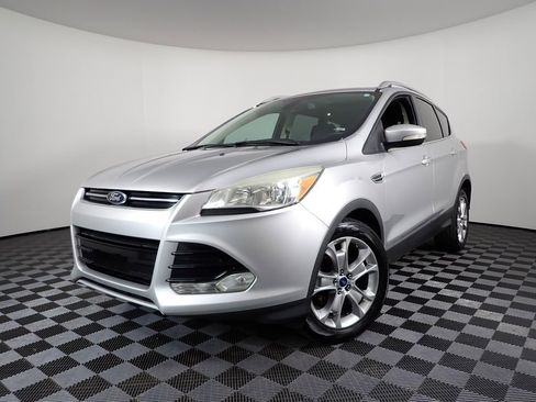 Used 2014 Ford Escape Titanium FWD image 2