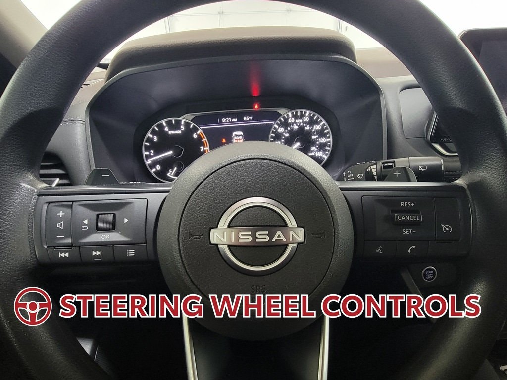 Used 2023 Nissan Rogue S FWD image 18