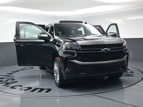 Certified 2024 Chevrolet Tahoe RST w/ Luxury Package image 26