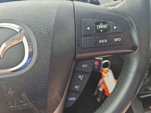 Used 2012 MAZDA MAZDA3 i Touring FWD image 11