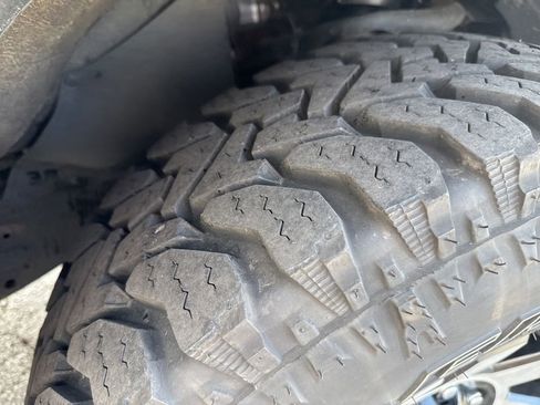 Used 2020 Toyota 4Runner TRD Off-Road Premium w/ Moonroof Package AWD/4WD image 26