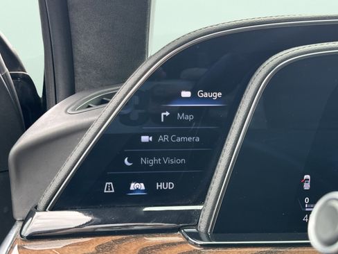 Used 2022 Cadillac Escalade ESV Premium Luxury Platinum w/ Heavy-Duty Trailer Package image 54