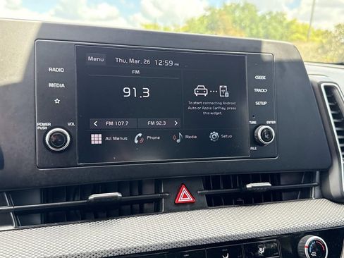 Used 2025 Kia Sportage LX image 23