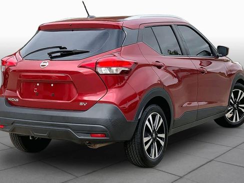 Used 2019 Nissan Kicks SV FWD image 13