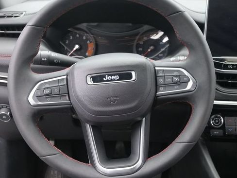 Used 2024 Jeep Compass Trailhawk w/ Sun and Sound Group AWD/4WD image 28