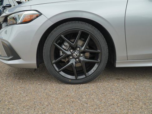 Used 2023 Honda Civic Sport image 12