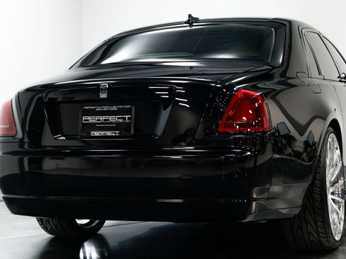 Used 2015 Rolls-Royce Ghost image 55