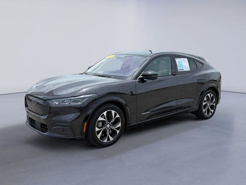 Used 2022 Ford Mustang Mach-E Premium RWD image 9