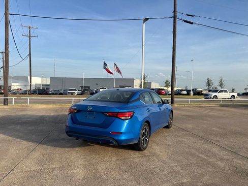 Certified 2025 Nissan Sentra SV FWD image 20
