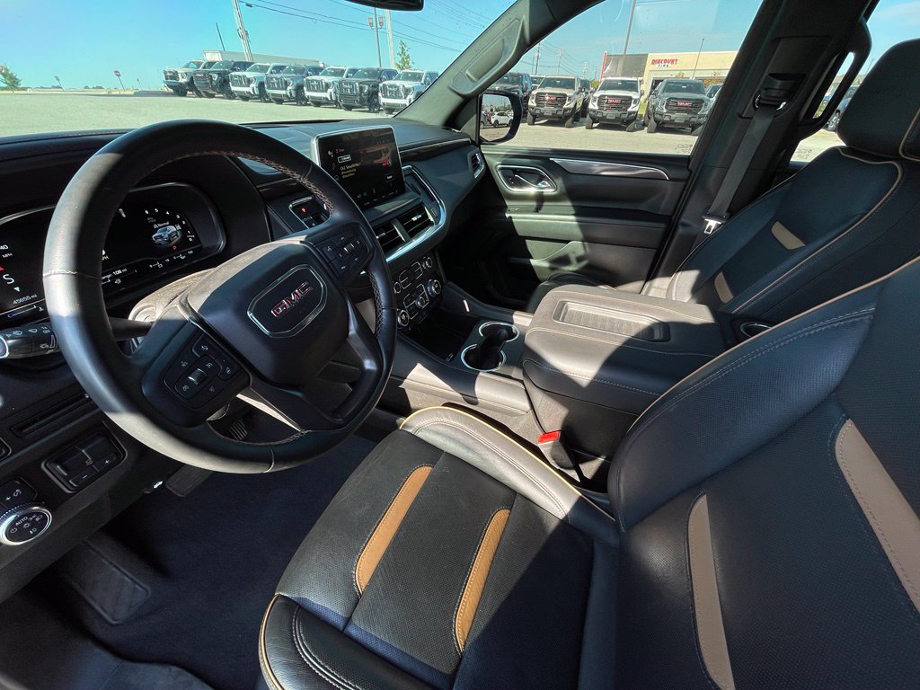 Used 2023 GMC Yukon AT4 w/ LPO, Floor Liner Package AWD/4WD image 9