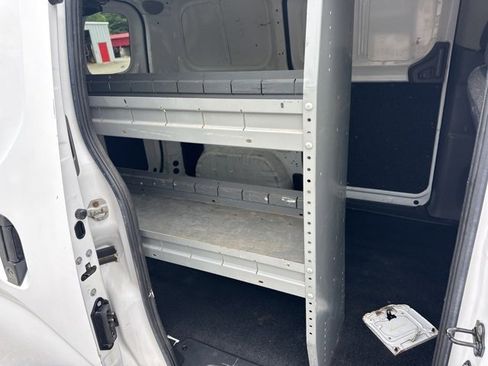 Used 2017 Nissan NV200 S w/ Cruise Control Package image 9