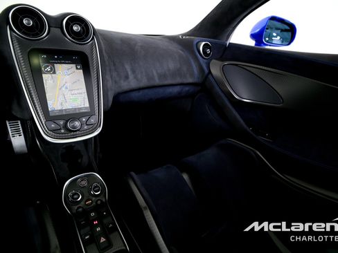 Used 2020 McLaren 600LT Spider RWD image 15