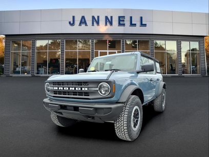 New 2025 Ford Bronco 4-Door w/ Sasquatch Package