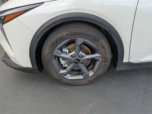 Used 2025 Kia K4 LXS image 13