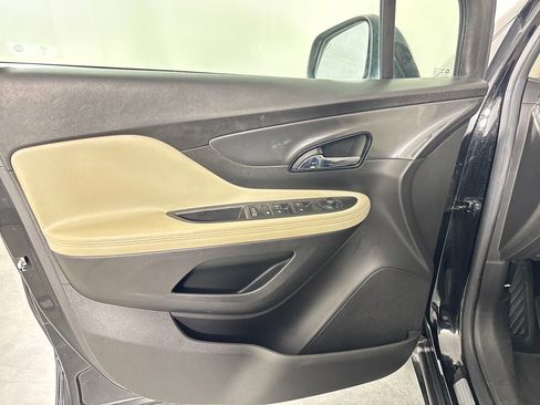 Used 2020 Buick Encore Preferred w/ Safety Package image 10