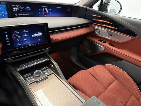 Used 2024 Lincoln Nautilus Black Label w/ Jet Appearance Package (87T) image 31