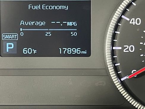 Used 2022 Kia Telluride S AWD/4WD image 25