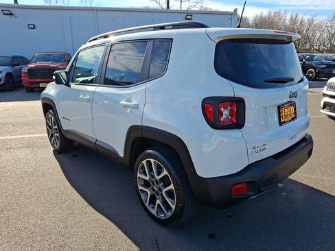 Certified 2022 Jeep Renegade Limited w/ Sun, Sound & Wheels Group image 4