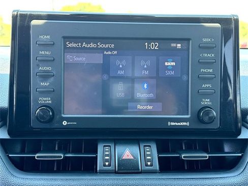 Used 2022 Toyota RAV4 XLE Premium image 23