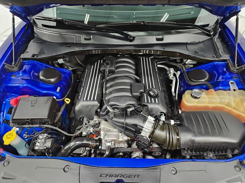 Used 2022 Dodge Charger Scat Pack RWD image 3