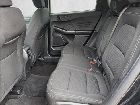 Used 2025 Ford Escape Active image 17